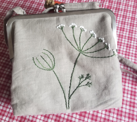 Handtasche Wilde Möhre sandfarbene Handtasche mit aufgestickter wilder Möhre